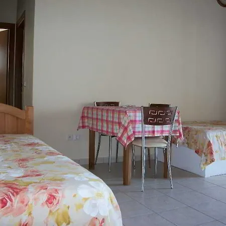 Dioni Studios&apartments Aparthotel Poros (Kefalonia)