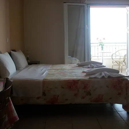Aparthotel Dioni Studios&apartments 3*