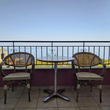 Dioni Studios&apartments Aparthotel 3*