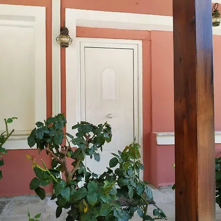 Aparthotel Dioni Studios&apartments Poros (Kefalonia)