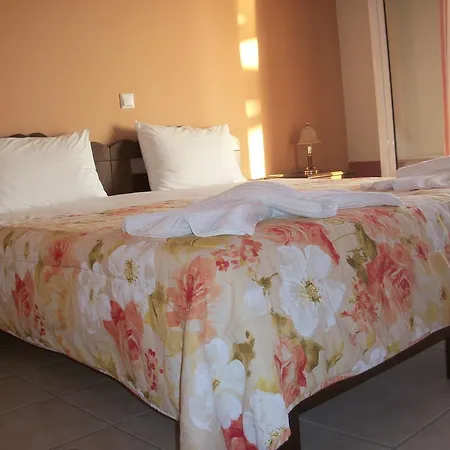 Dioni & Hotel de apartamente 3*